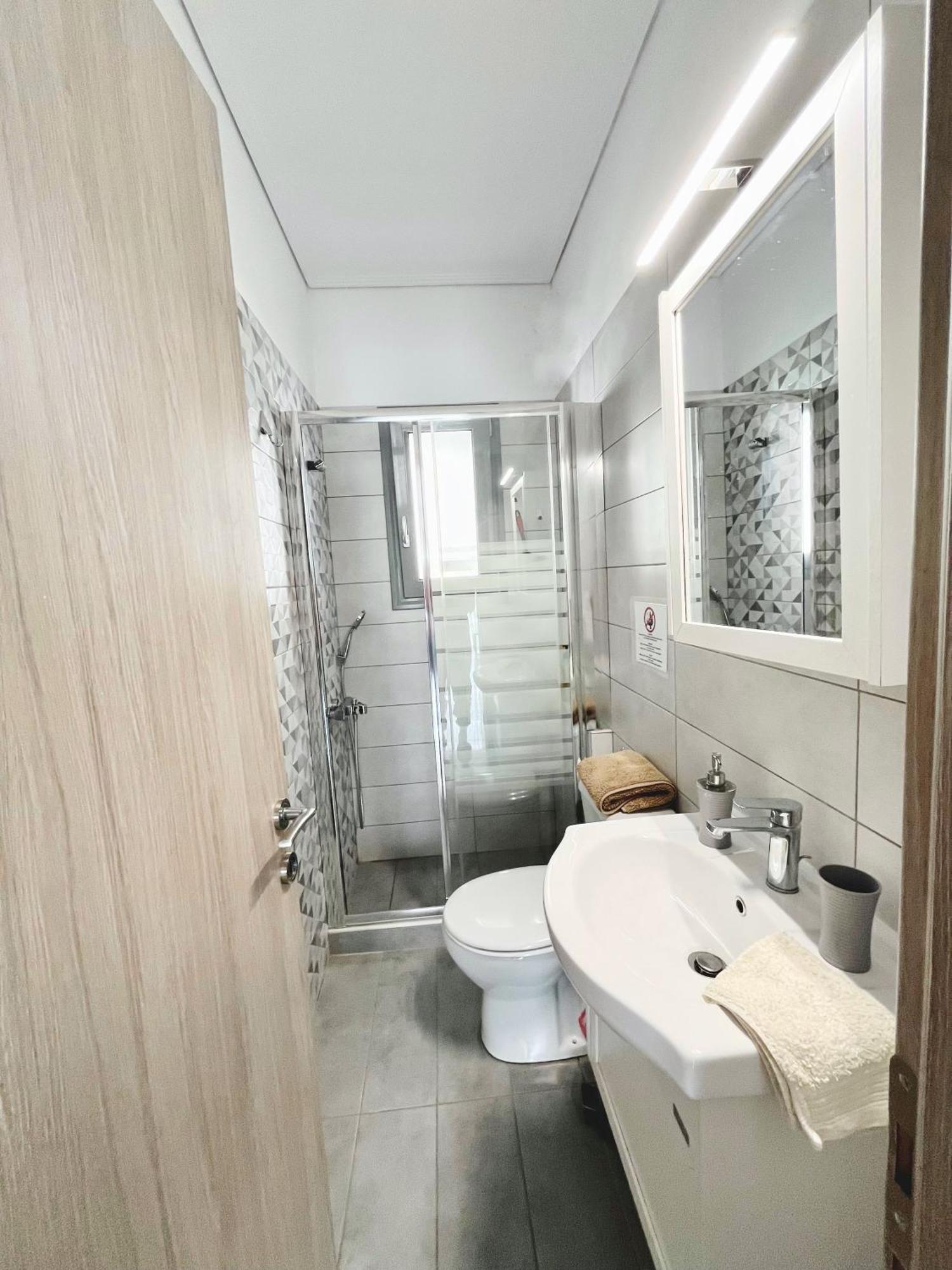 Blueline Apartment 3 Лутраки Екстериор снимка